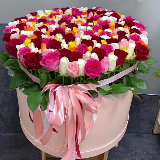 Цветы в коробке 201 роза 🌹
