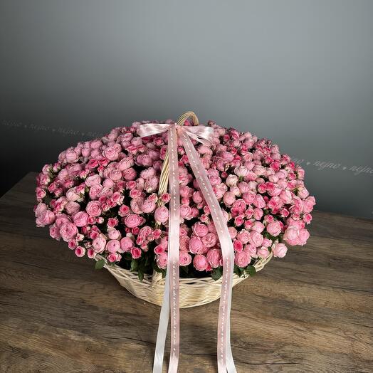 Pink flower basket (size XXL, with pink roses)