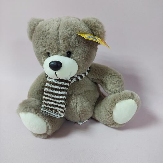 Мишка бурый с шарфом