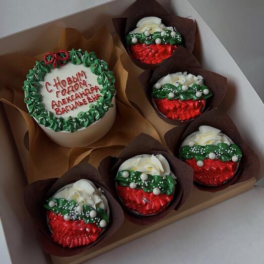 Бенто с венком "С Новым годом" и 5 ярких капкейков