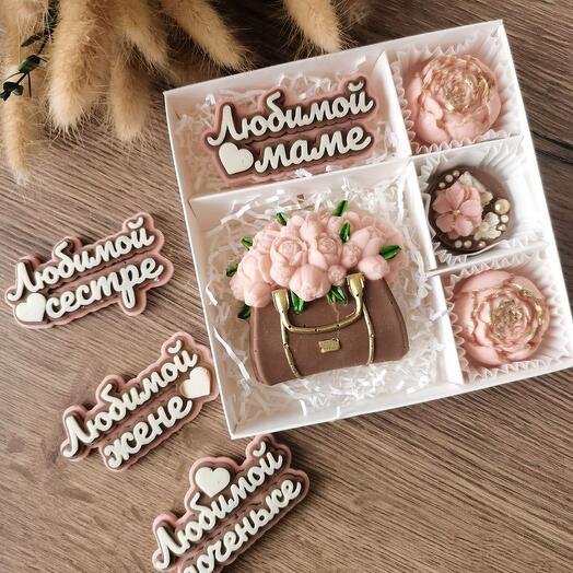 Сладкий подарок для любимой