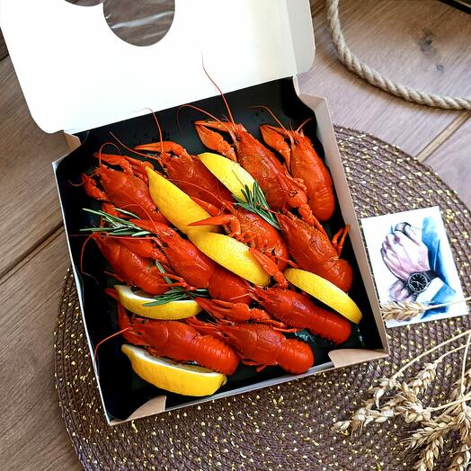 Коробочка вареных раков FW007