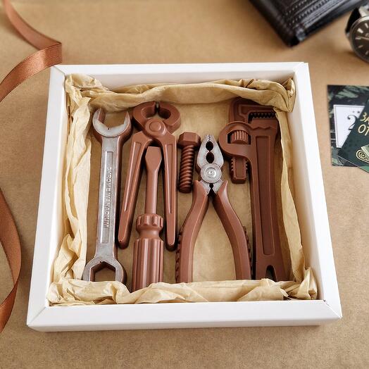Шоколадный набор инструментов в подарок папе, мужу, мужчине, брату