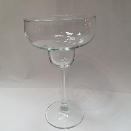 Ваза на ножке