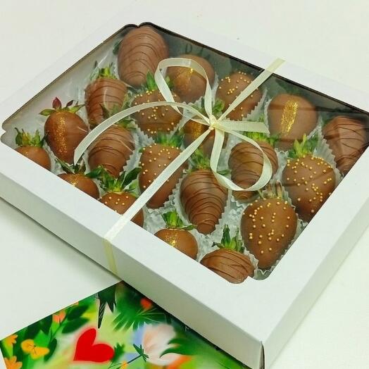 Клубника в шоколаде и латексные шары