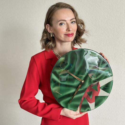 Часы «Зеленый Вихрь Времени»
