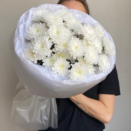Белоснежный ажурный букет из стойких хризантем🤍