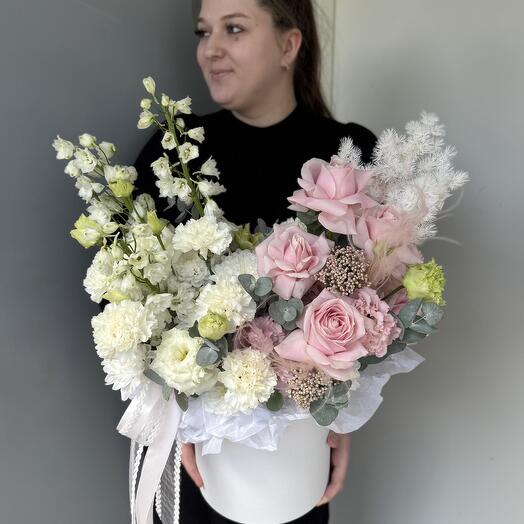 Цветочная Симфония: эустома, роза, хризантема, дельфиниум, гвоздика, эвкалипт