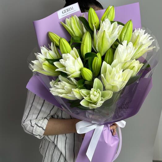 Пионовидные лилии