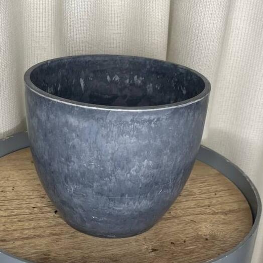 Кашпо смола