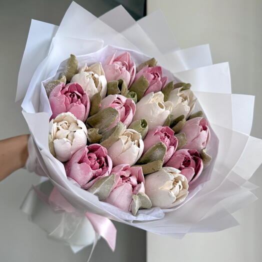 Букет зефирных тюльпанов размер XS | цветы из зефира для любимой в подарок