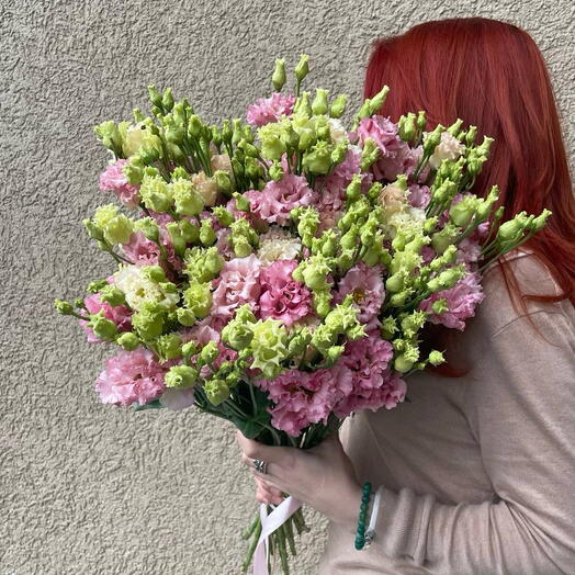 Букет розовых Лизиантусов (Эустома) 25 шт