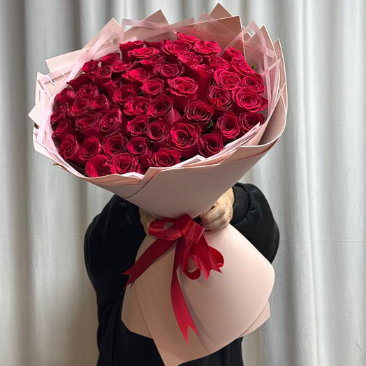 51 алая роза🌹