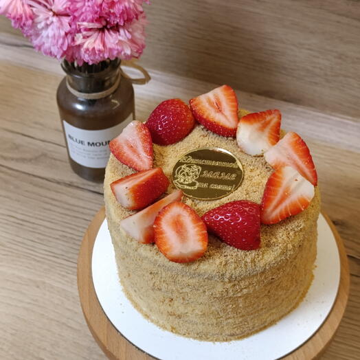 Торт Медовик с брусничной начинкой для мамочки