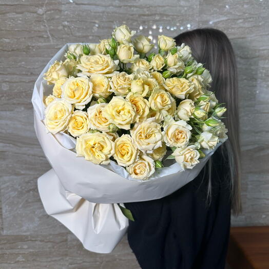 Букет из кустовых роз Солинеро