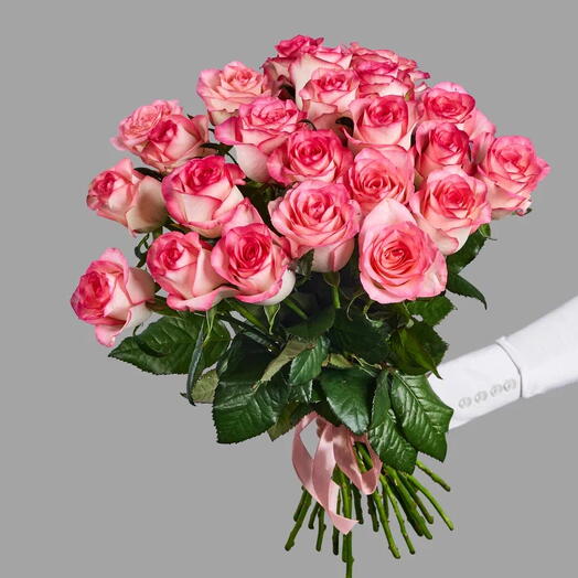 Букет из 23 роз Jumilia