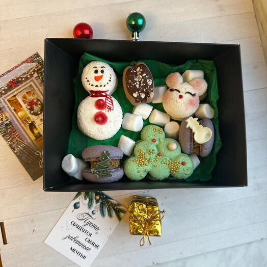 Набор макаронс Снеговик и елочка