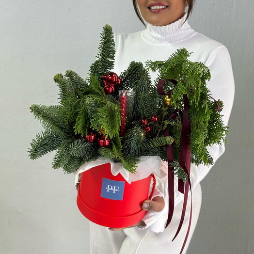 Композиция в коробке