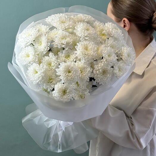 Букет из 9 пушистых кустовых хризантем сорт Алтай