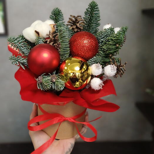 Яркая новогодняя композиция 🌲
