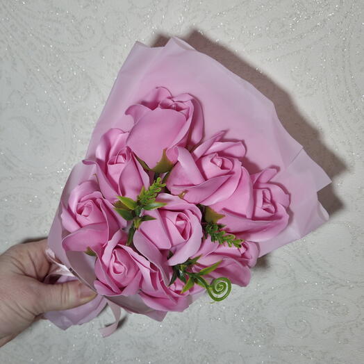 Комплимент - букет из 9 роз