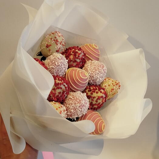 Букет из клубники в шоколаде Love you