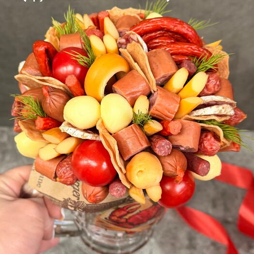 Мясная кружка со снеками