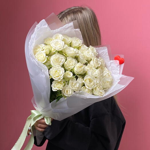 Ramo de 15 rosas blancas