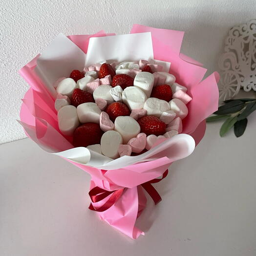 Клубника и маршмелоу