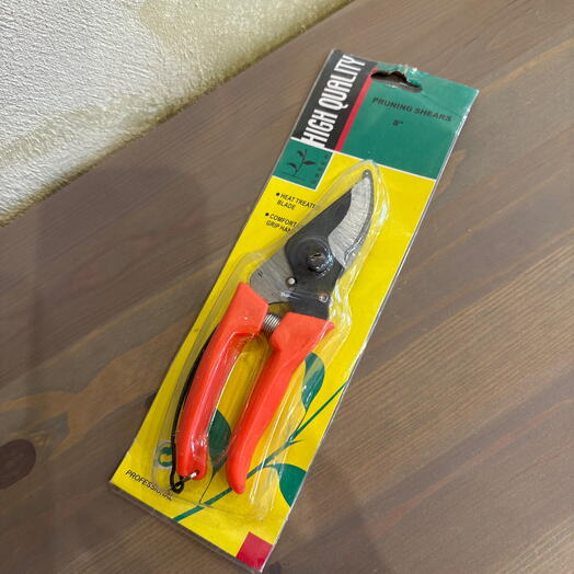 Секатор садовый