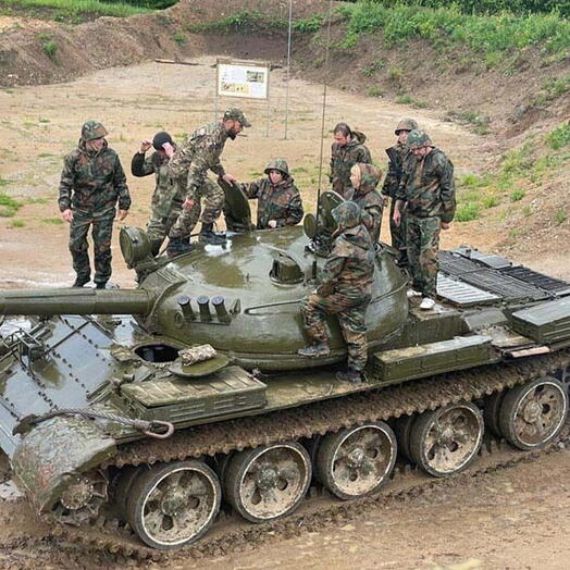 Подарочный сертификат «Программа на танке Т-62» (1 час 30 минут, от 1 до 5 человек)