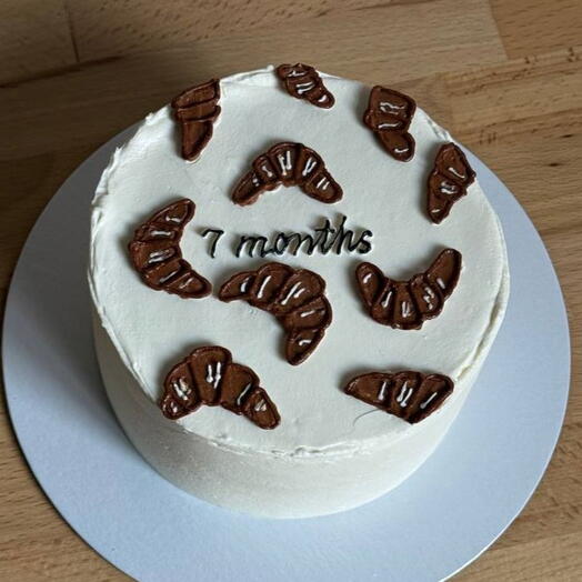 Торт 1,5 кг с круассанами