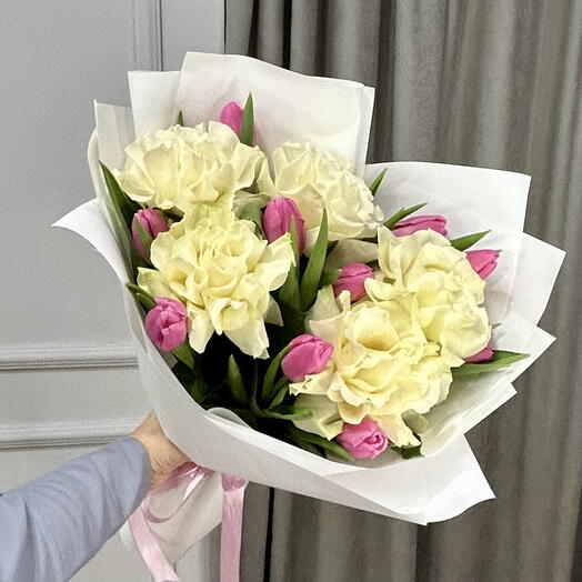 Французские розы и тюльпаны