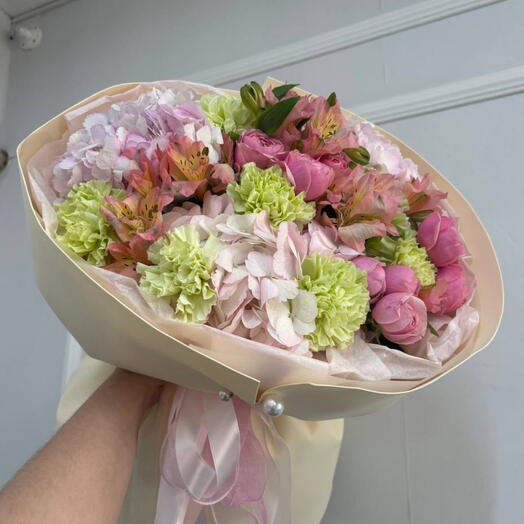 Нежный букетик с диантусами 🌸