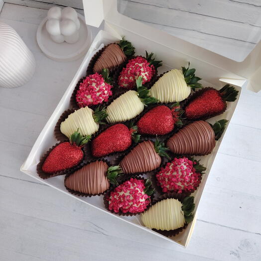 Клубничка в шоколаде 🍓🍓🍓