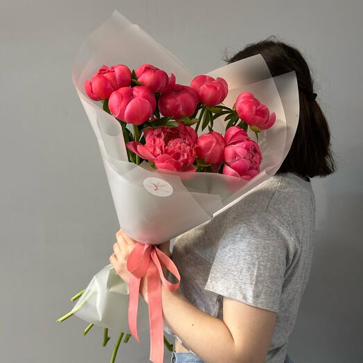 Монобукет из пионов Coral Charm 🌺