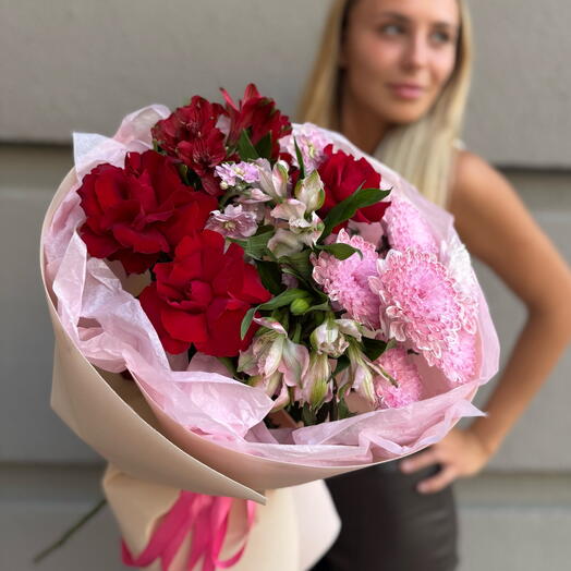 «Очарование»♥️ в составе: Французская Роза🌹, Альстромерия, Хризантема🌿🎀 Маттиола 💟