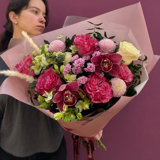 Author's bouquet with roses