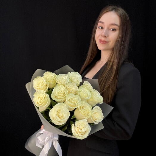 Букет белых роз
