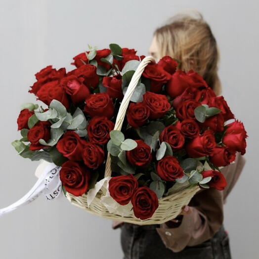 Корзина с цветами
