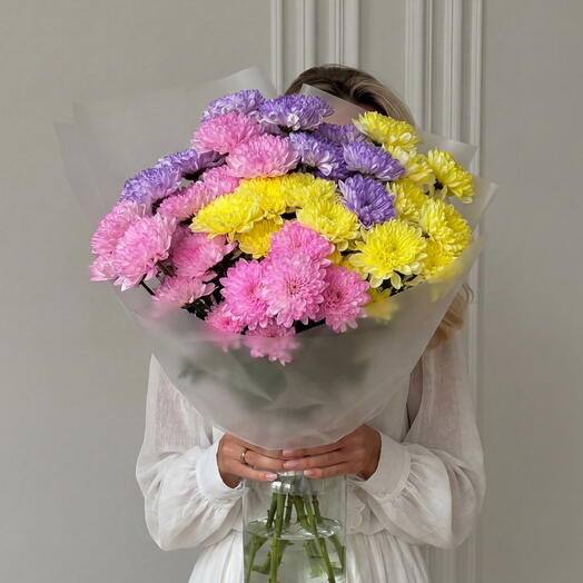 Дофаминовый букет с разноцветными кустовыми хризантемами (9 веток) от XOFLOWERS