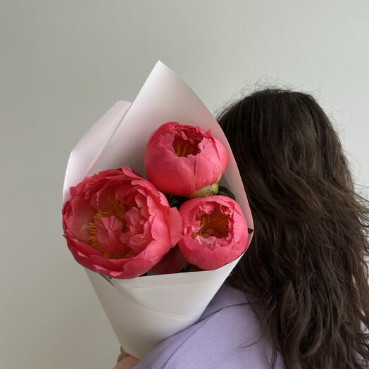 Моно букет пионов Coral Charm🌷
