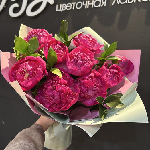 Пионы малина