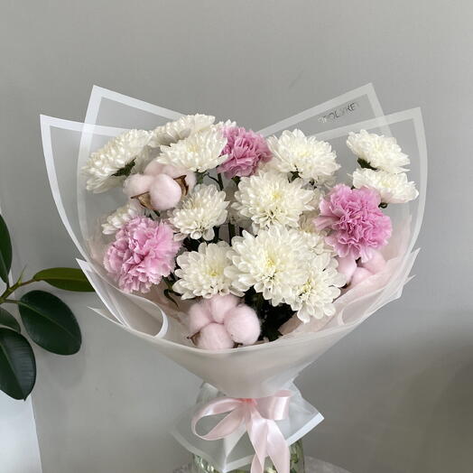 Нежный букет с розовыми диантусами💕