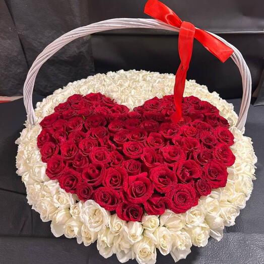 Корзина 201 роза «сердце» ️🔥🥰