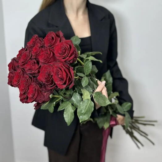 15 красных Эквадорских роз 🌹