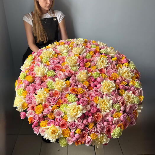 Дофаминовая корзина 501 роза