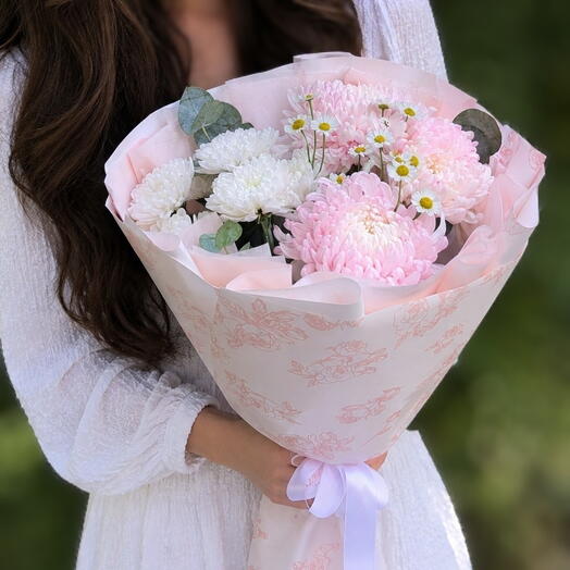 💗 Нежный букет из розовых хризантем и ромашки