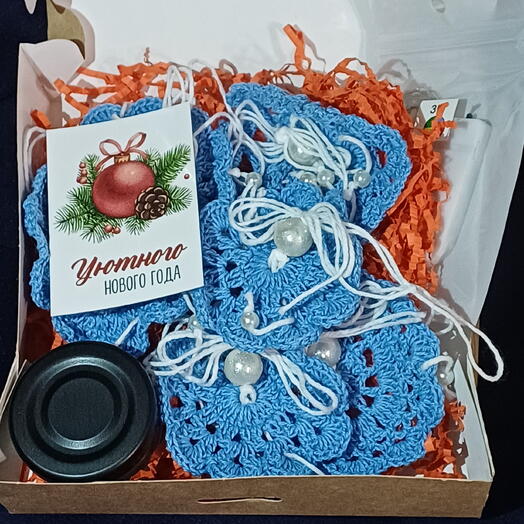 Подарочный набор новогодних украшений малый