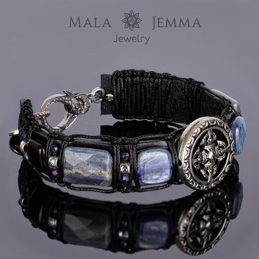 Мужской браслет на коже с натуральными камнями Кианит, Сапфир, Лабрадорит, Агат, Бриллиант